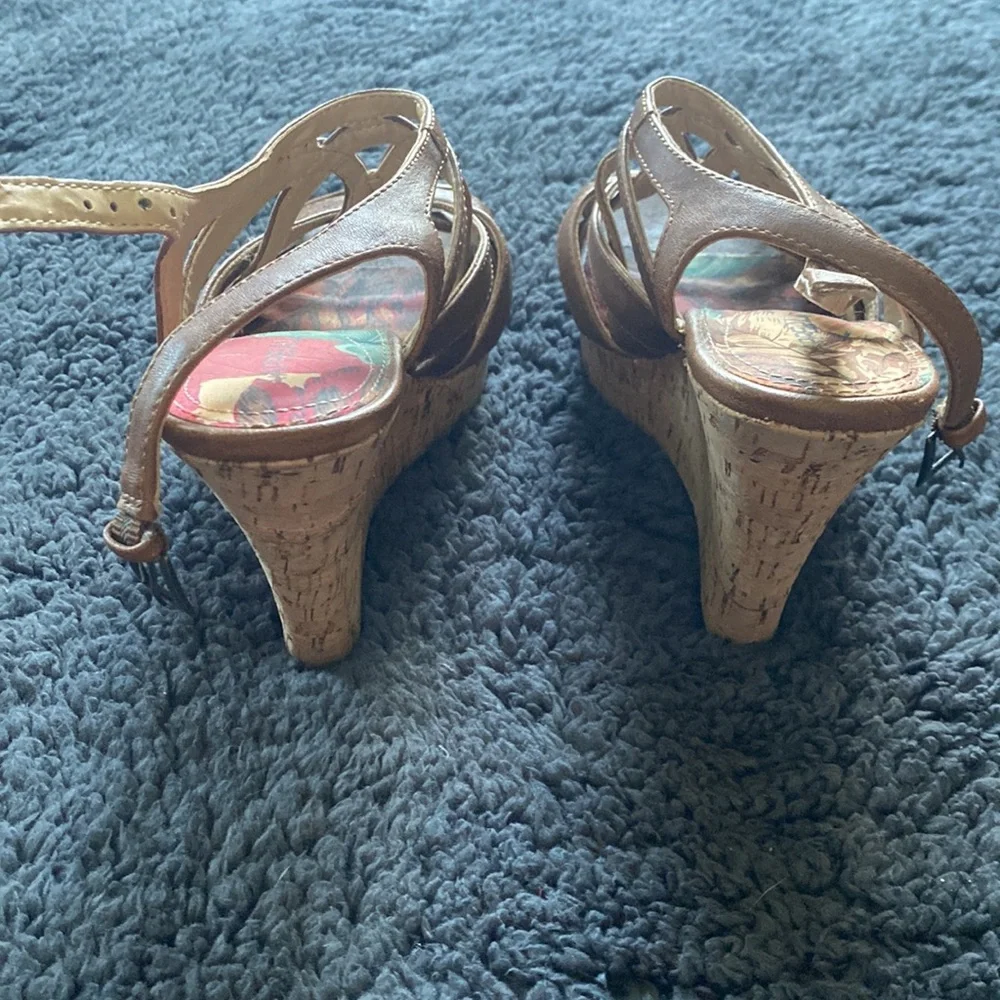 Wedges - Picture 3 of 4